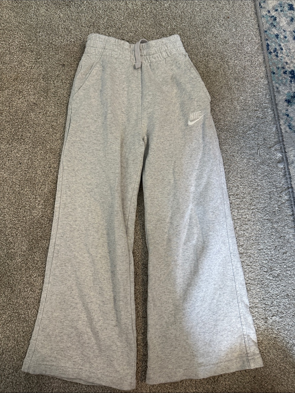 Nike Kids Light Gray Wide-Leg Fleece Sweatpants